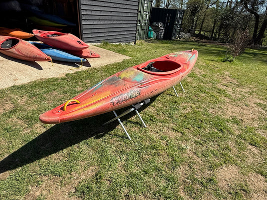 Pre-Loved Pyranha Magic Bat